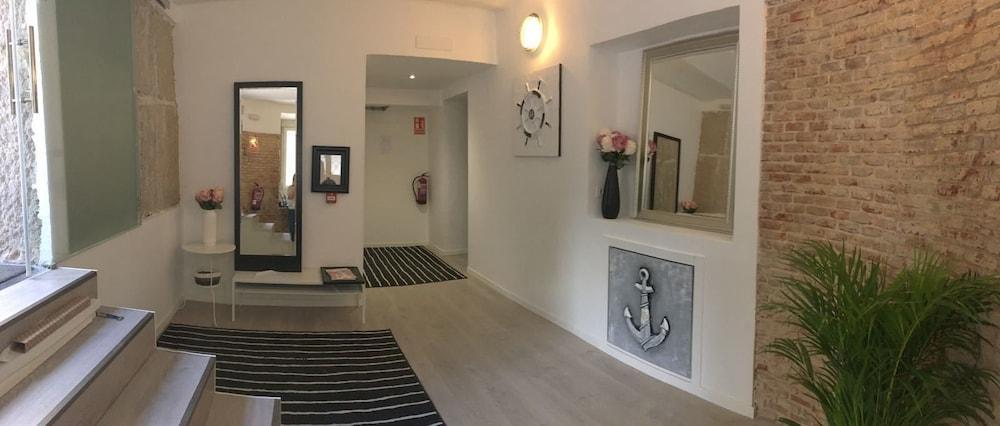 A And Z Juan De Mena (Adults Only) Hotel Мадрид Екстериор снимка