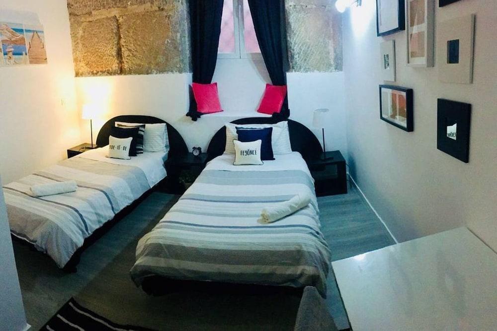 A And Z Juan De Mena (Adults Only) Hotel Мадрид Екстериор снимка