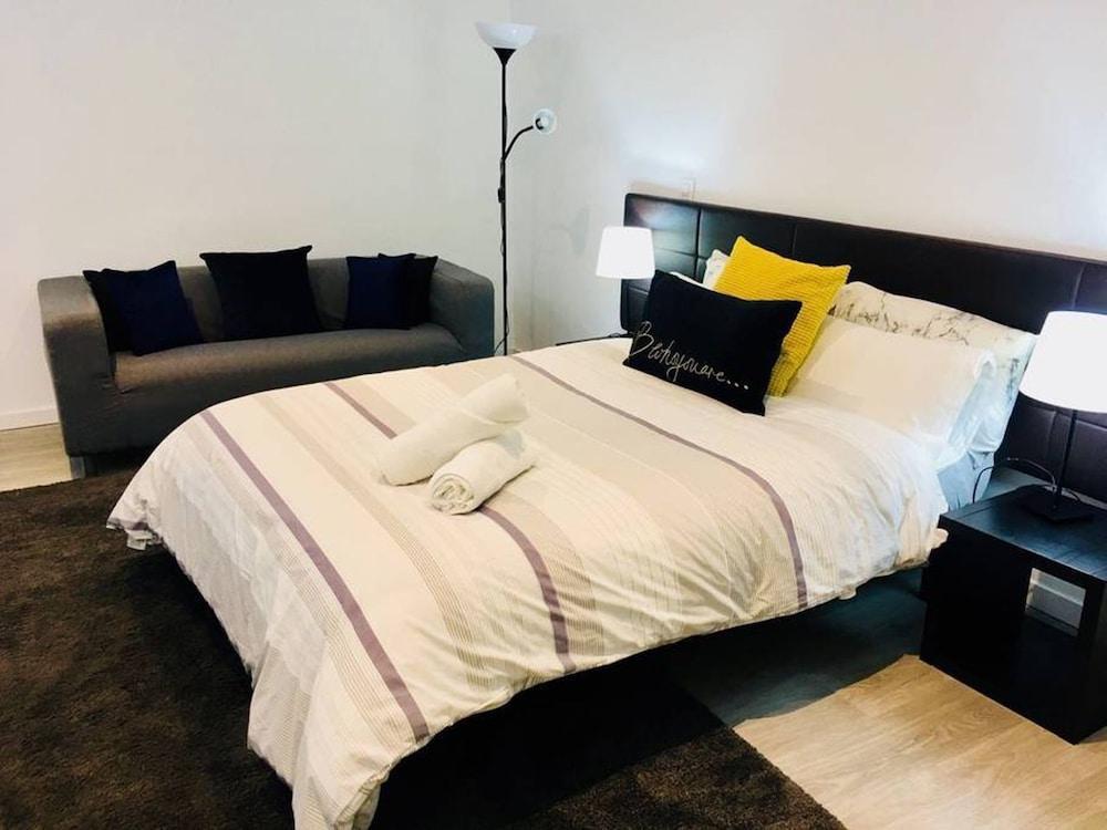 A And Z Juan De Mena (Adults Only) Hotel Мадрид Екстериор снимка