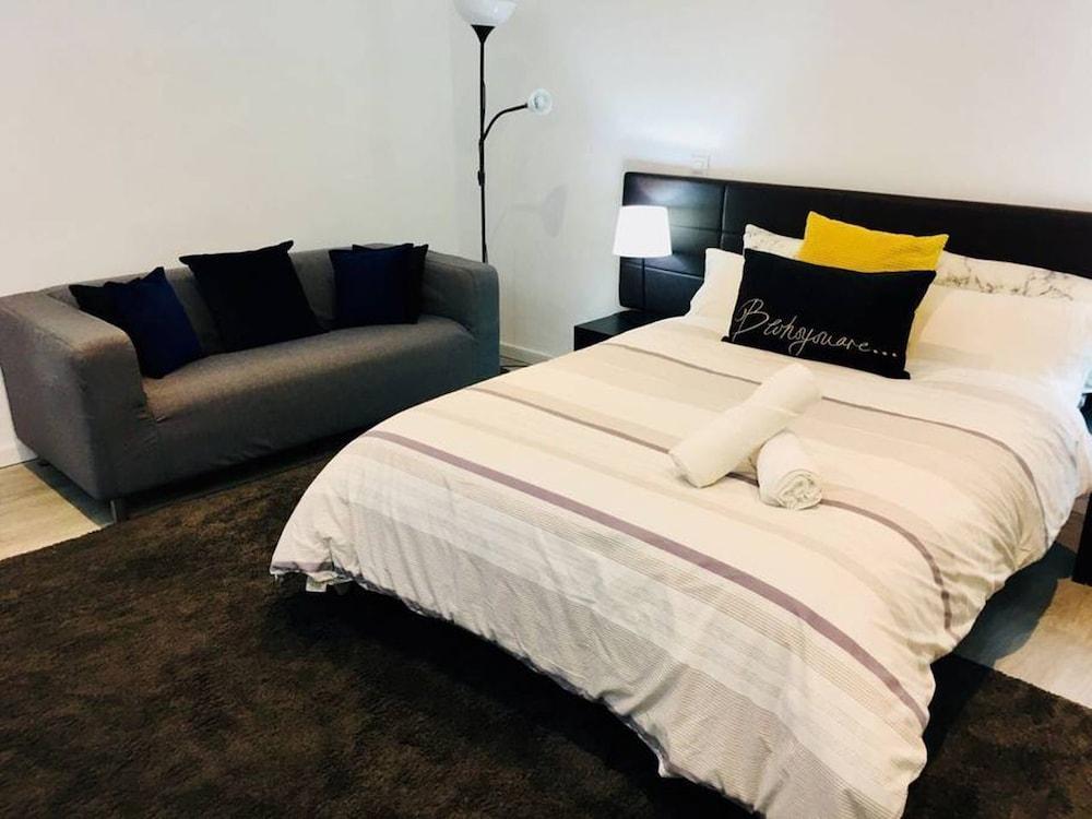 A And Z Juan De Mena (Adults Only) Hotel Мадрид Екстериор снимка