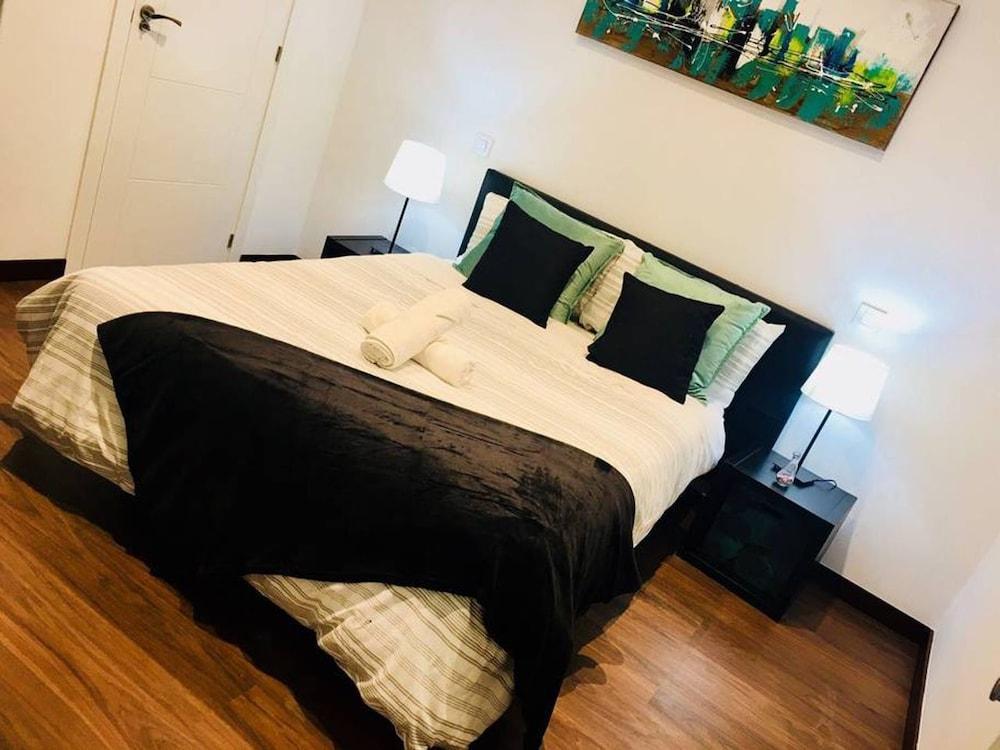 A And Z Juan De Mena (Adults Only) Hotel Мадрид Екстериор снимка