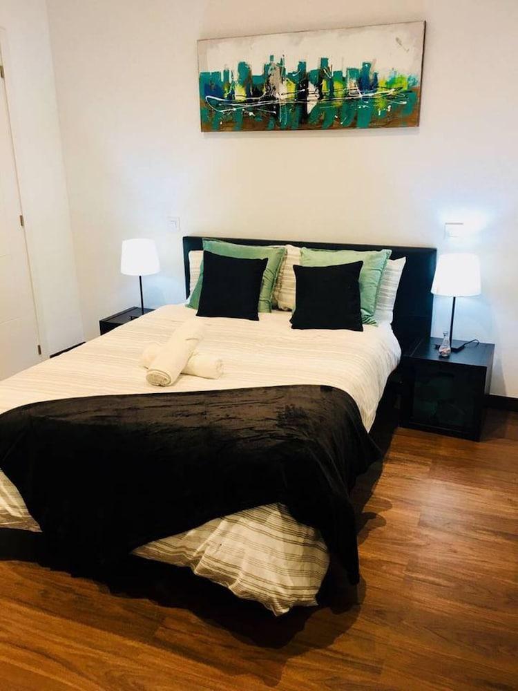 A And Z Juan De Mena (Adults Only) Hotel Мадрид Екстериор снимка