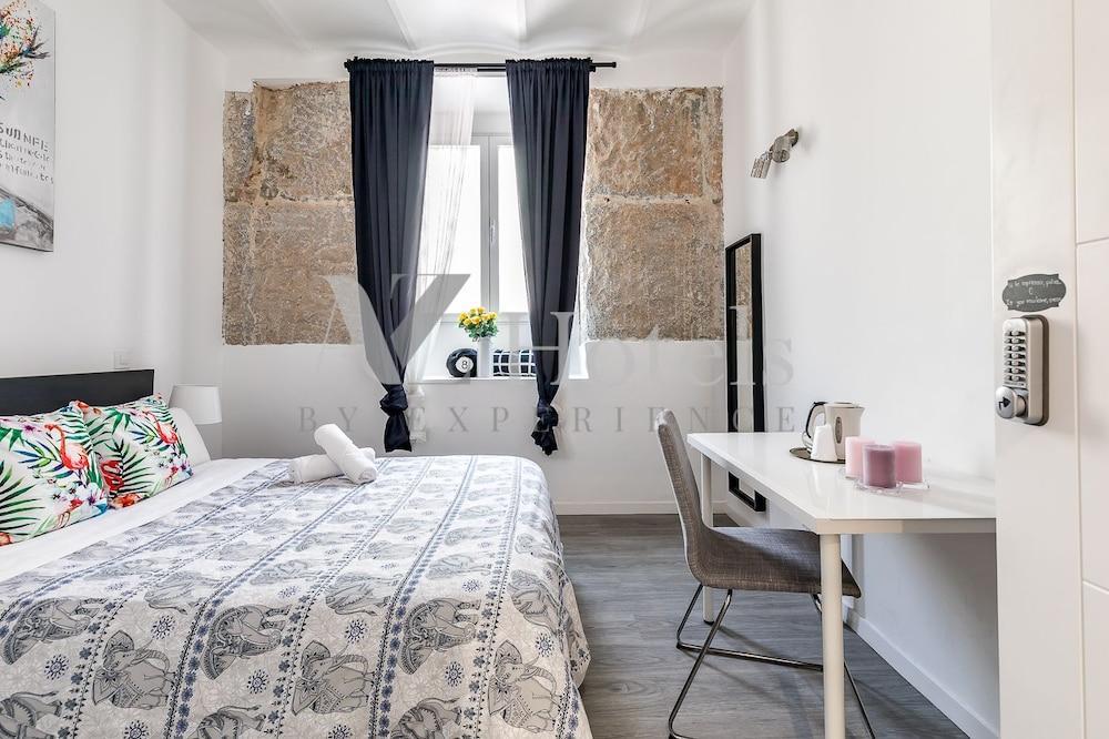 A And Z Juan De Mena (Adults Only) Hotel Мадрид Екстериор снимка